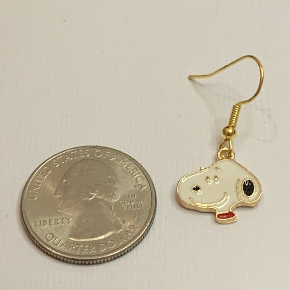 Snoopy Earring, Peanuts Earring, Gift Idea, Snoopy Charm, Peanuts Charm, Dog - Picture 6 of 7